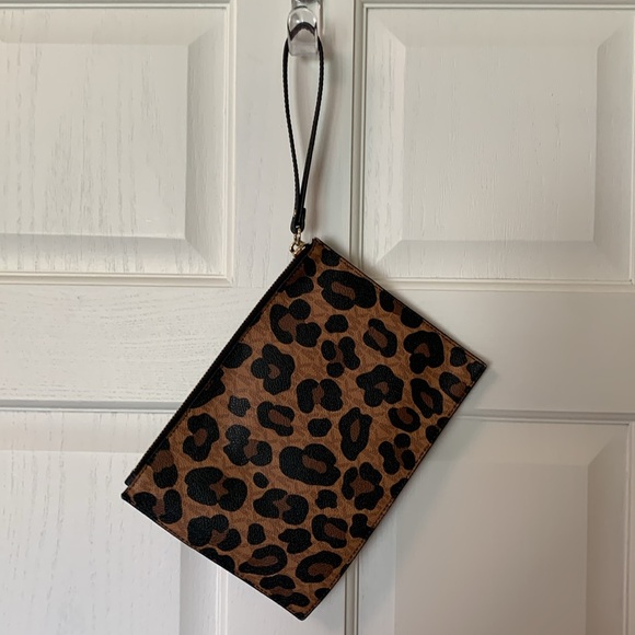 Michael Kors Wristlet - Picture 5 of 15